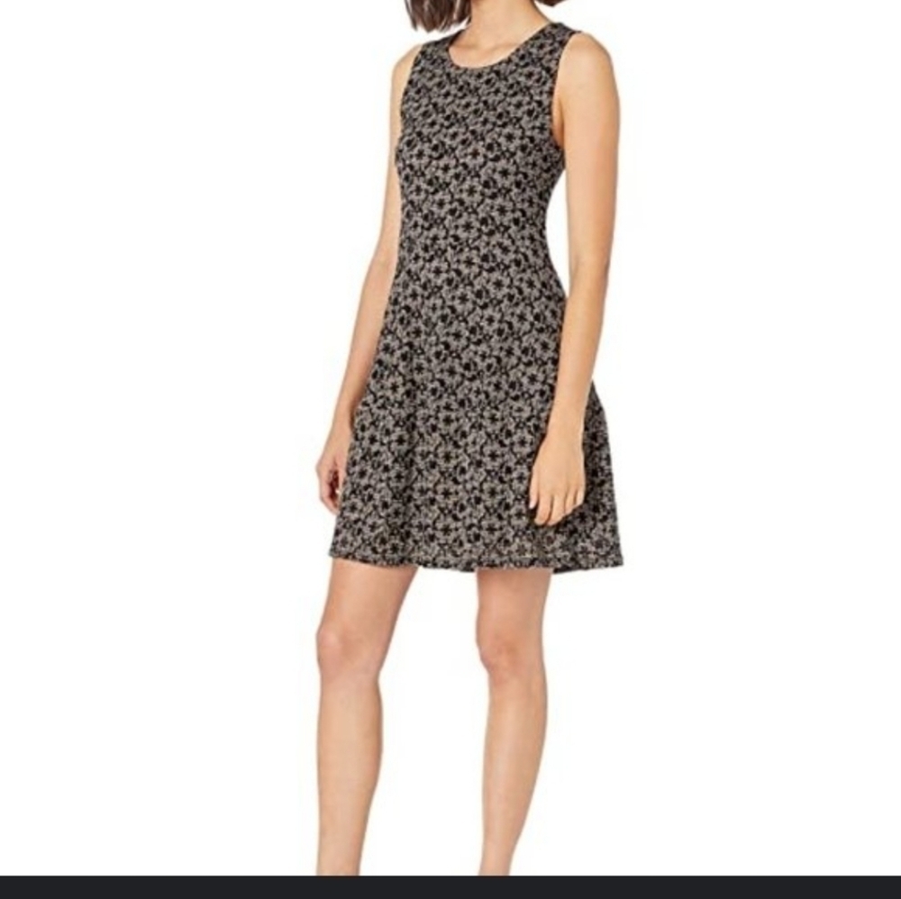 Bcbgmaxazria medium dress